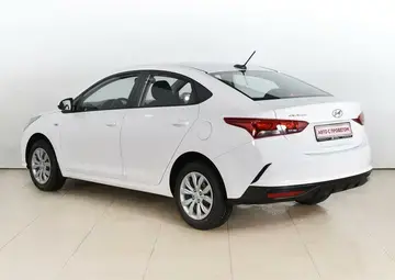 Hyundai Solaris Вид 2