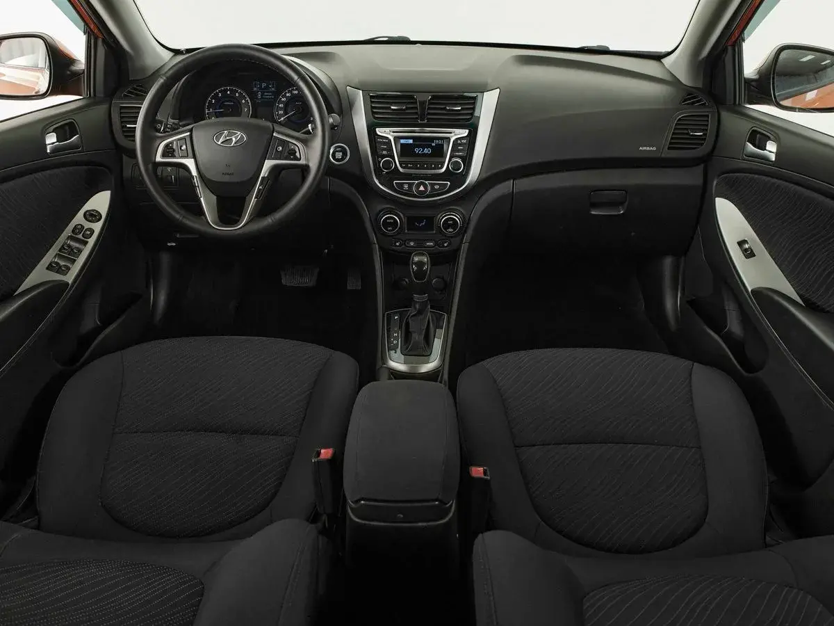 Hyundai Solaris