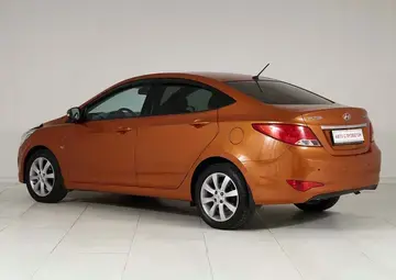 Hyundai Solaris Вид 4
