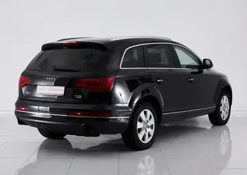 Audi Q7 Вид 4