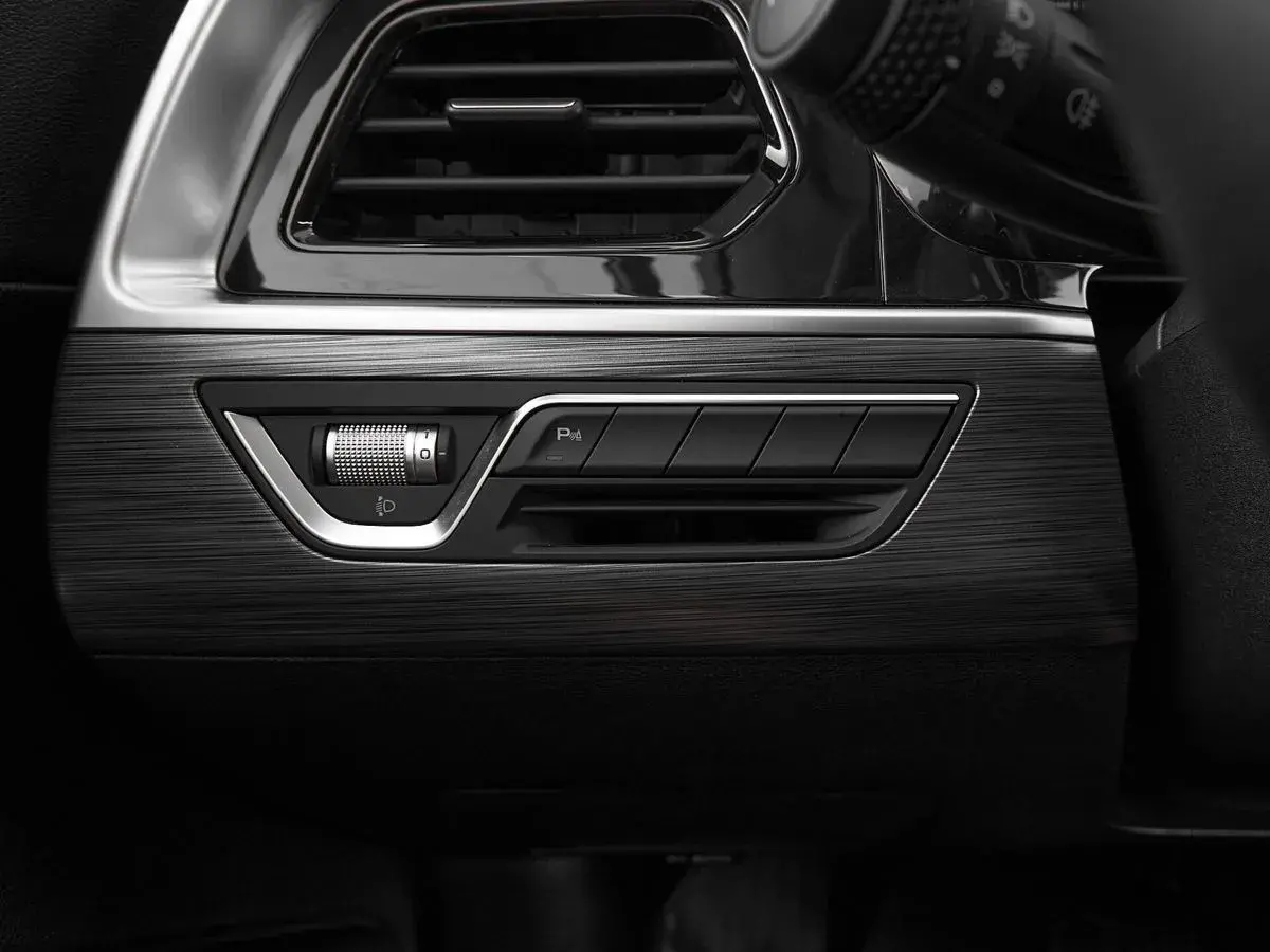 Geely Tugella