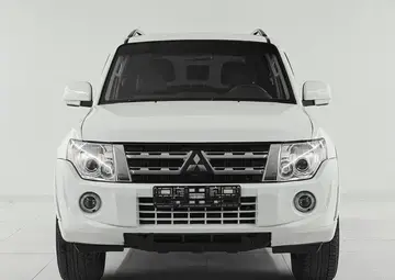 Mitsubishi Pajero Вид 2