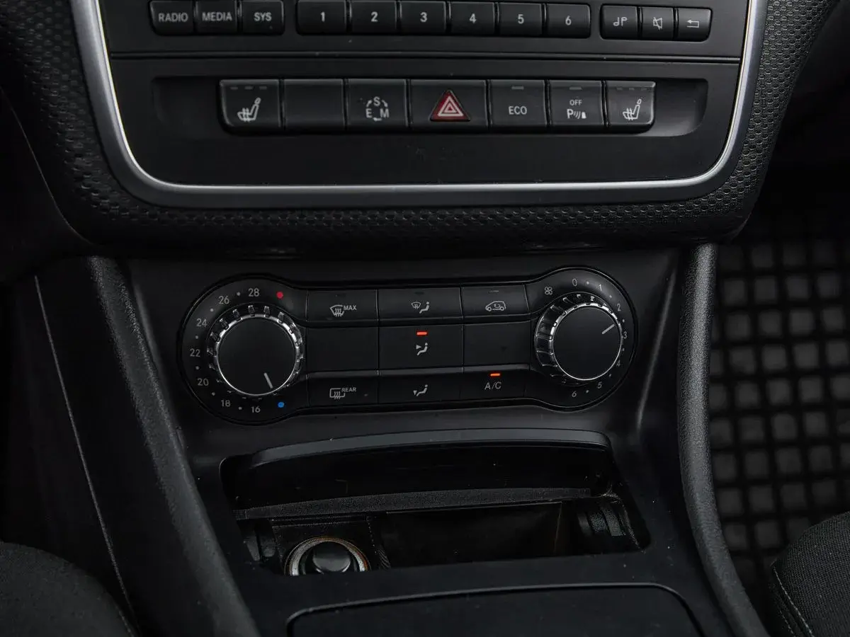 Mercedes benz A-Класс