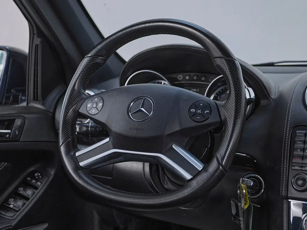 Mercedes benz M-Класс