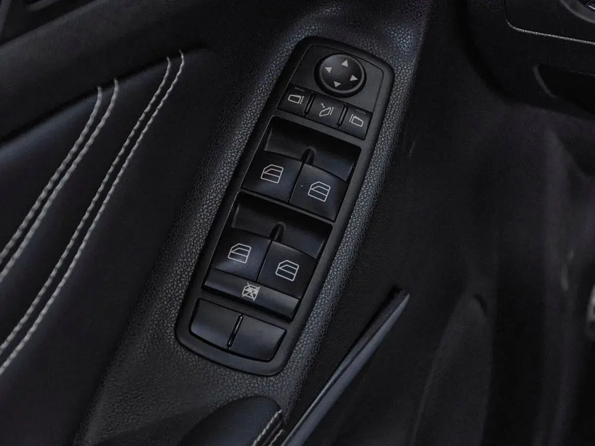 Mercedes benz M-Класс