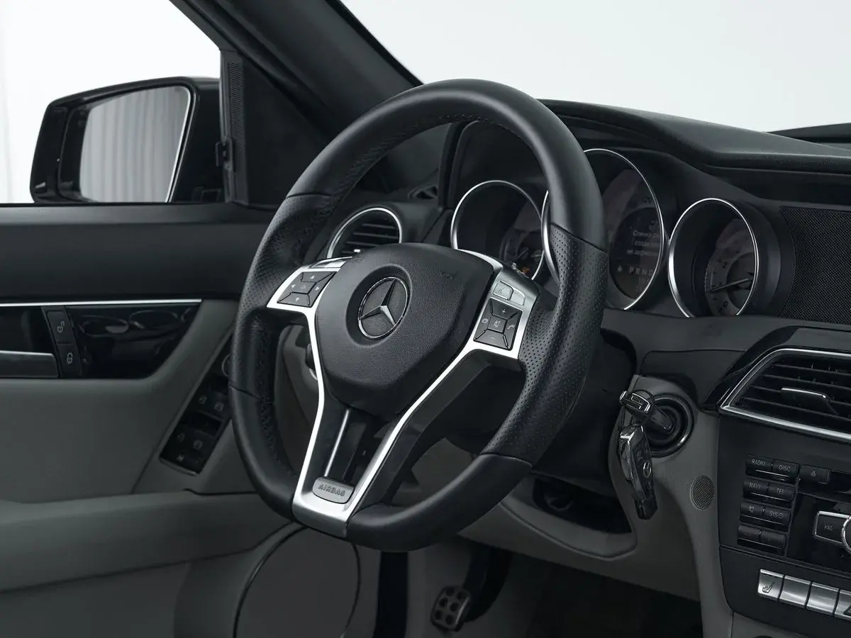 Mercedes benz C-Класс