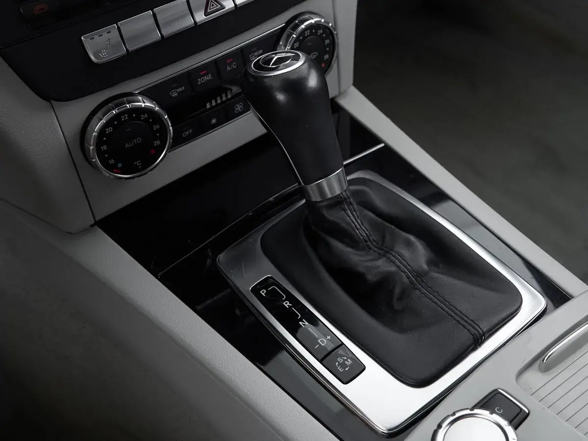 Mercedes benz C-Класс