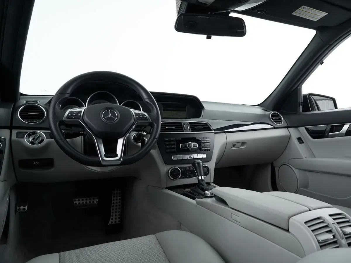 Mercedes benz C-Класс