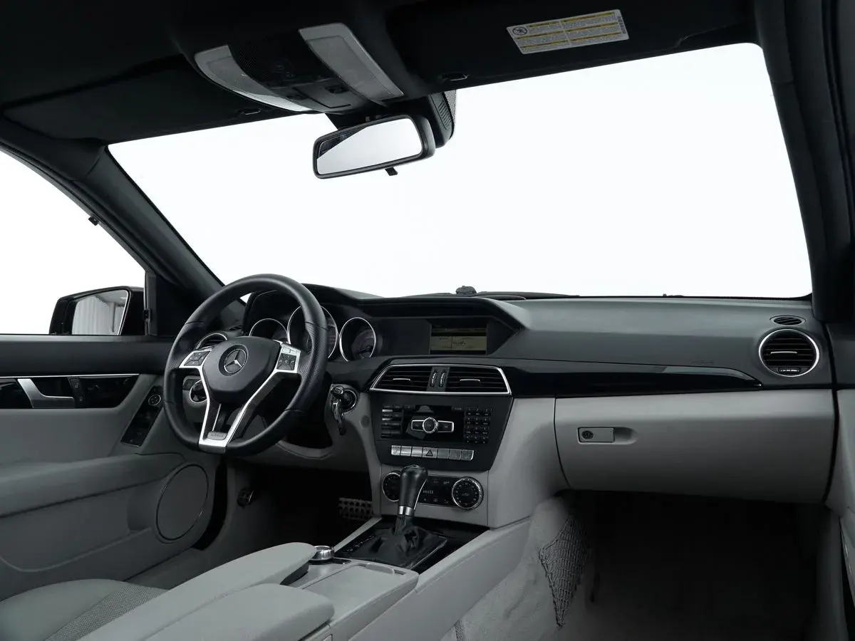 Mercedes benz C-Класс
