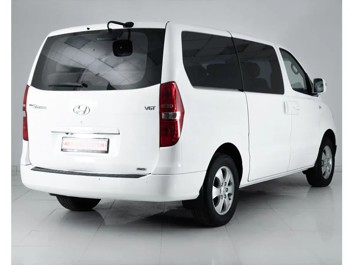 Hyundai Grand Starex