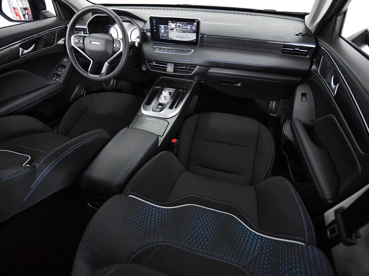Haval Jolion