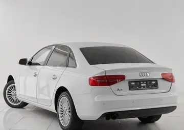Audi A4 Вид 4
