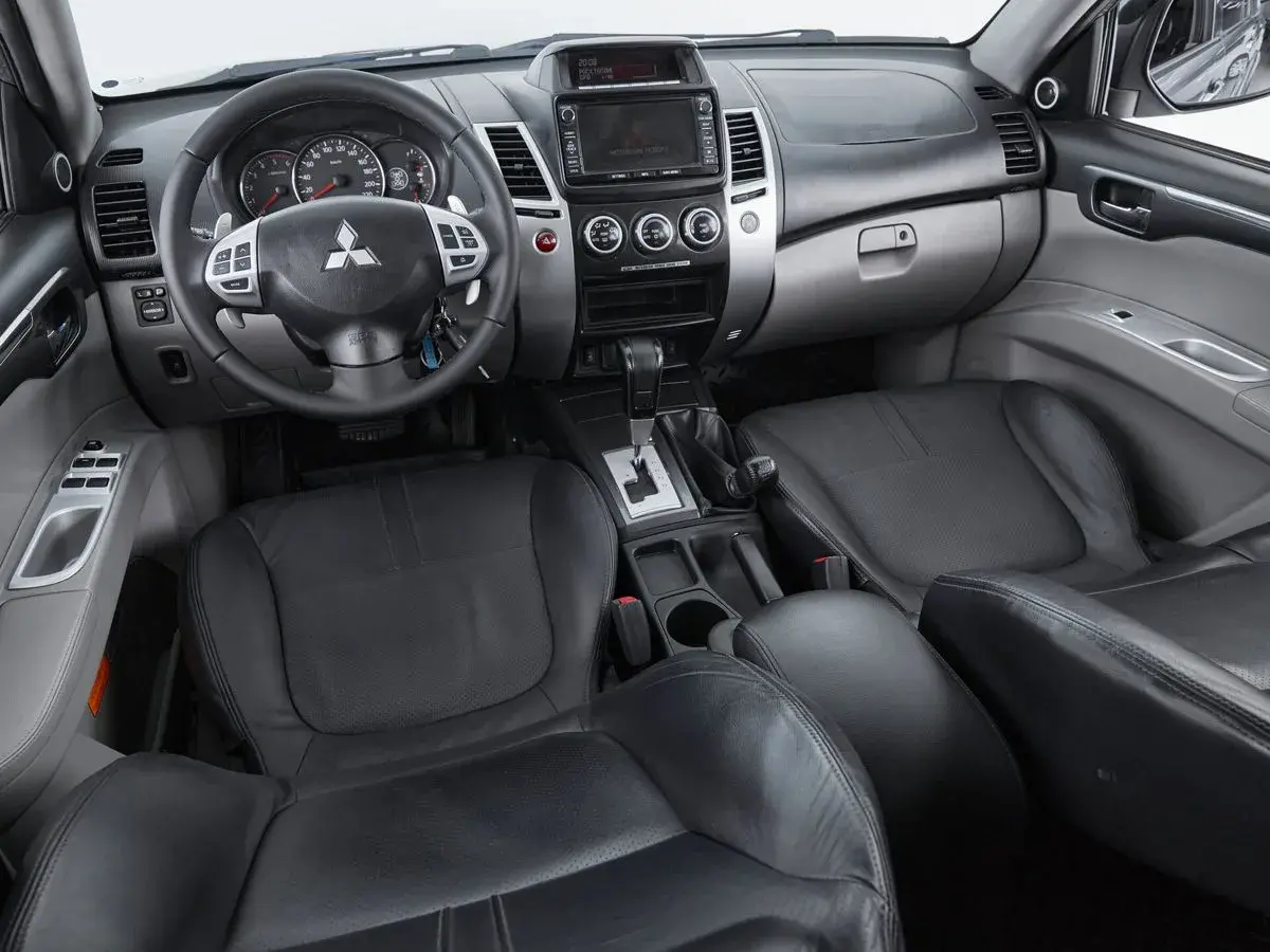 Mitsubishi Pajero Sport