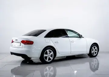 Audi A4 Вид 4
