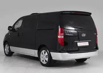 Hyundai Grand Starex Вид 4