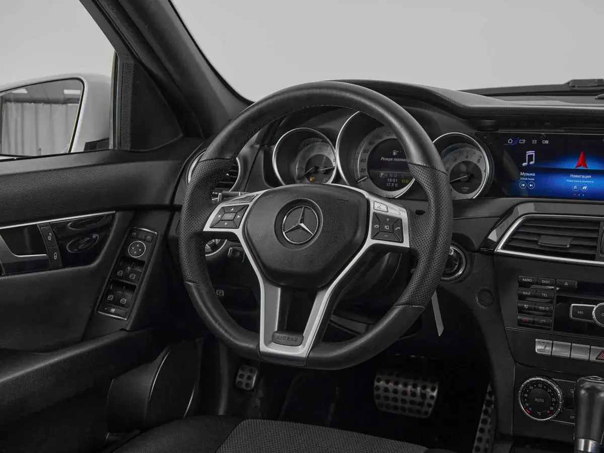 Mercedes benz C-Класс