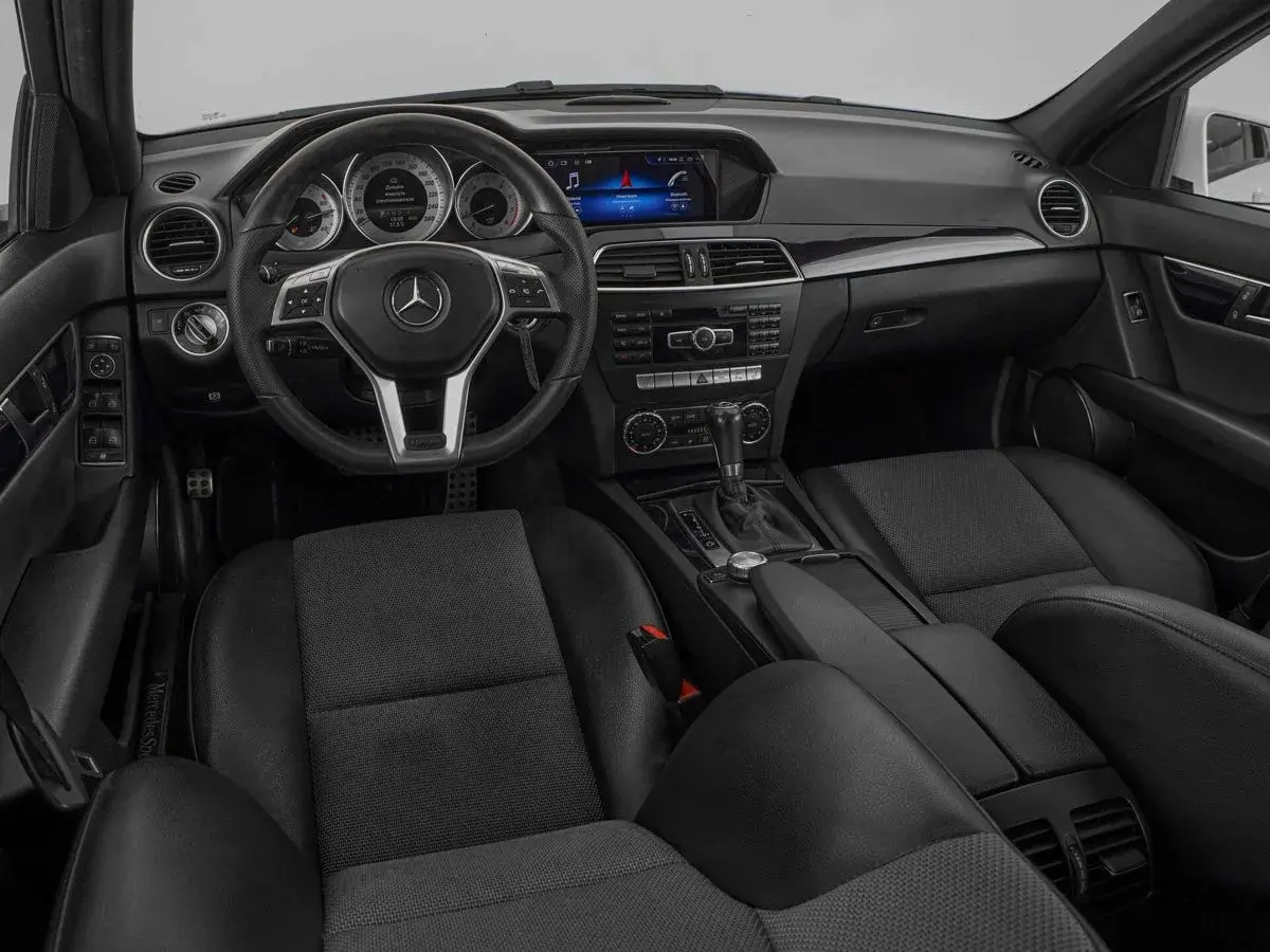 Mercedes benz C-Класс