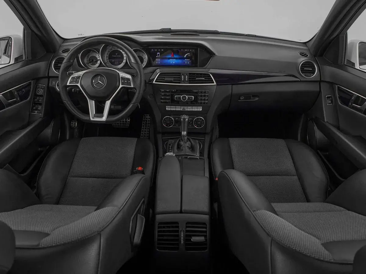 Mercedes benz C-Класс