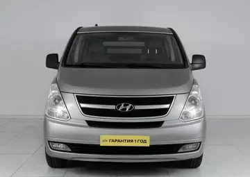 Hyundai Grand Starex Вид 2