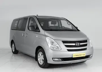 Hyundai Grand Starex Вид 3
