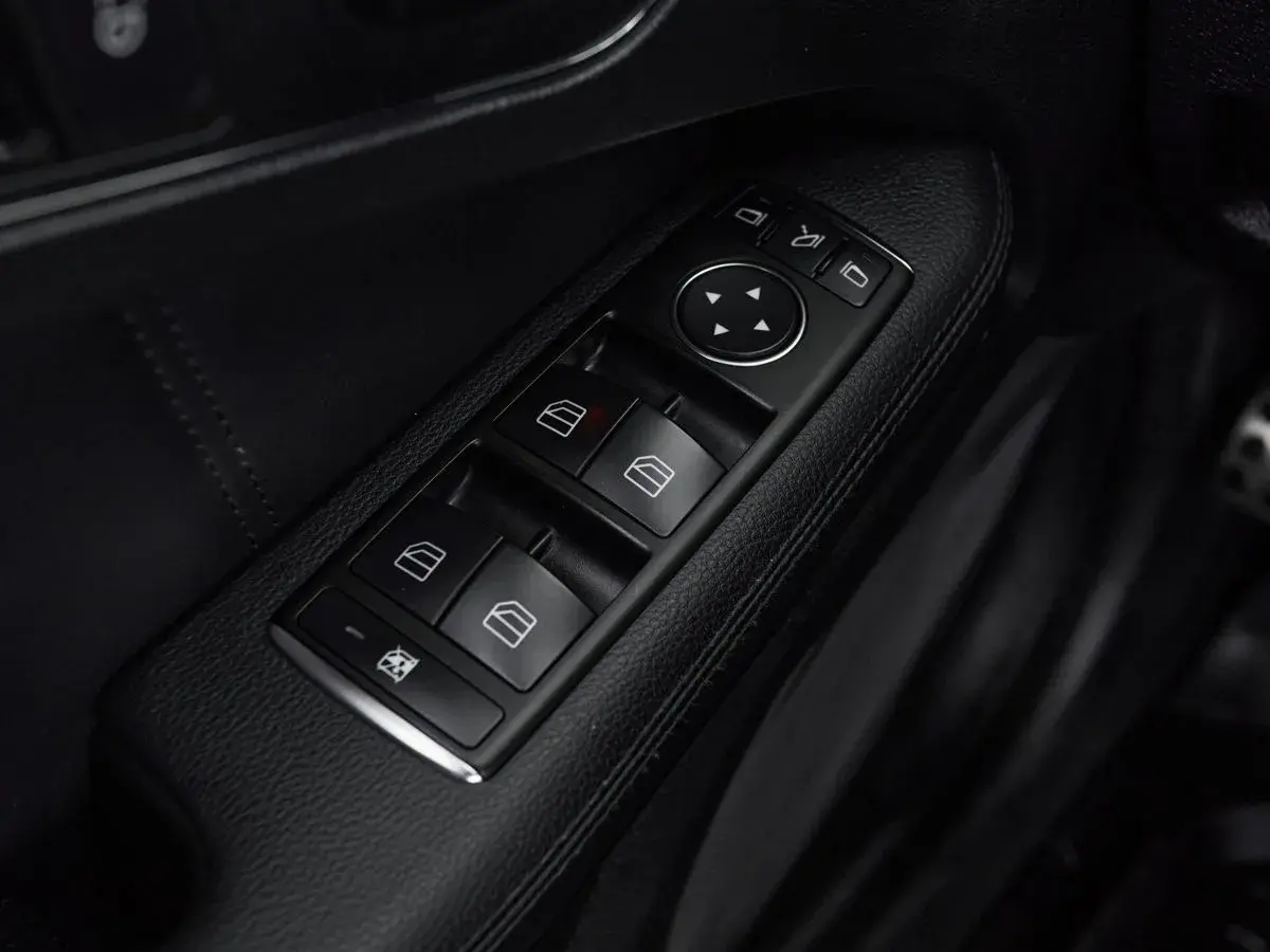 Mercedes benz E-Класс