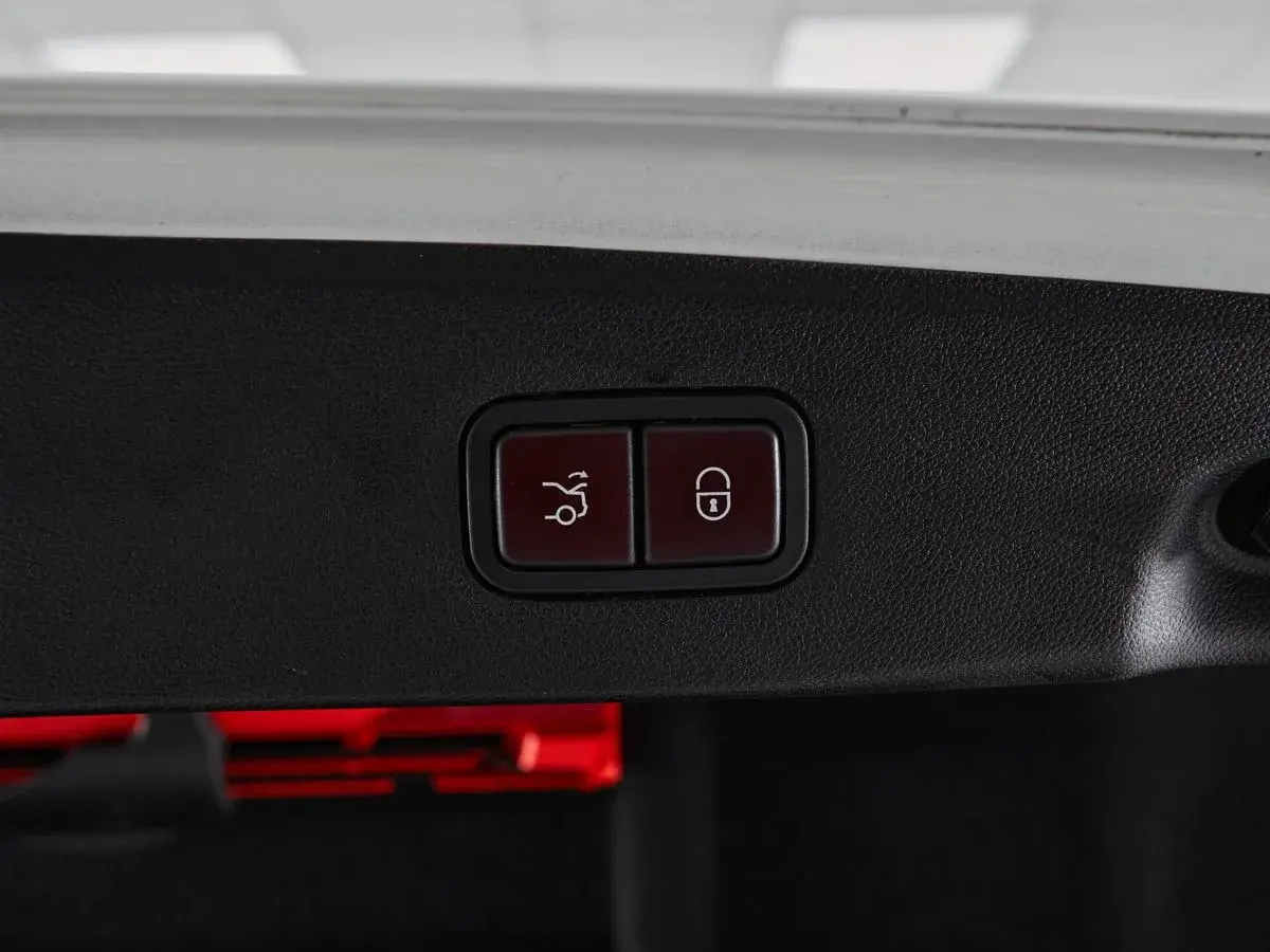 Mercedes benz E-Класс