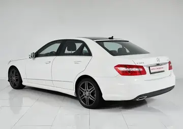 Mercedes benz E-Класс Вид 5