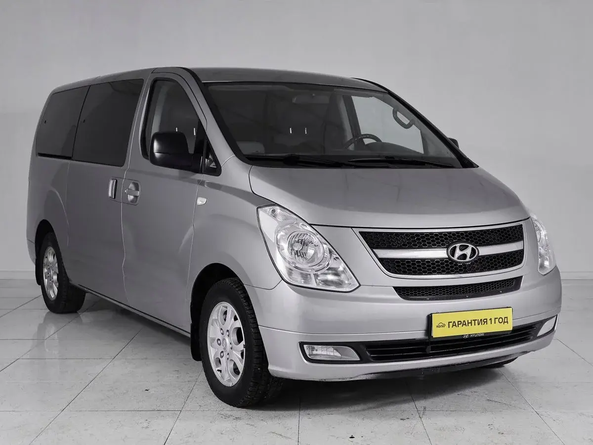 Hyundai Grand Starex