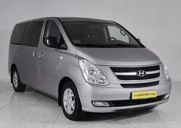 Hyundai Grand Starex Вид 3