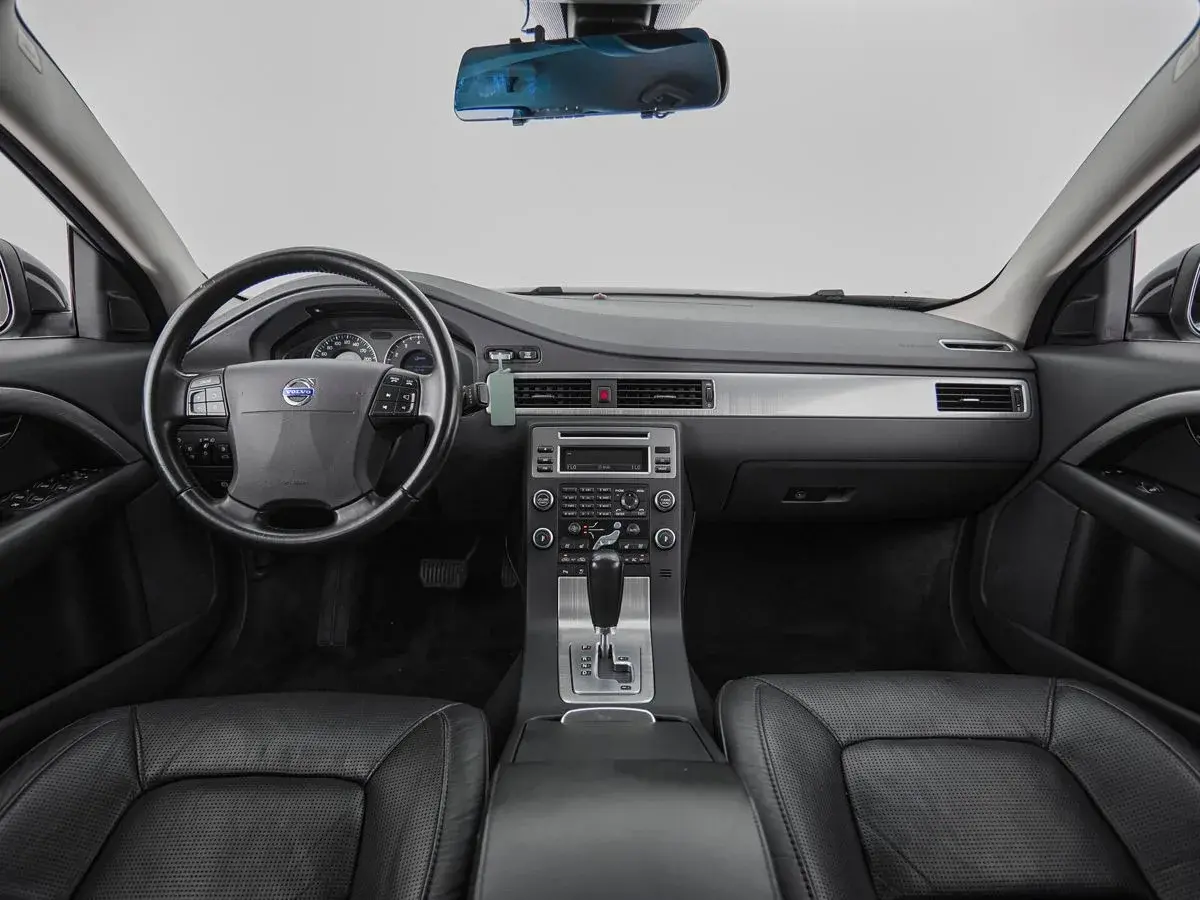 Volvo S80