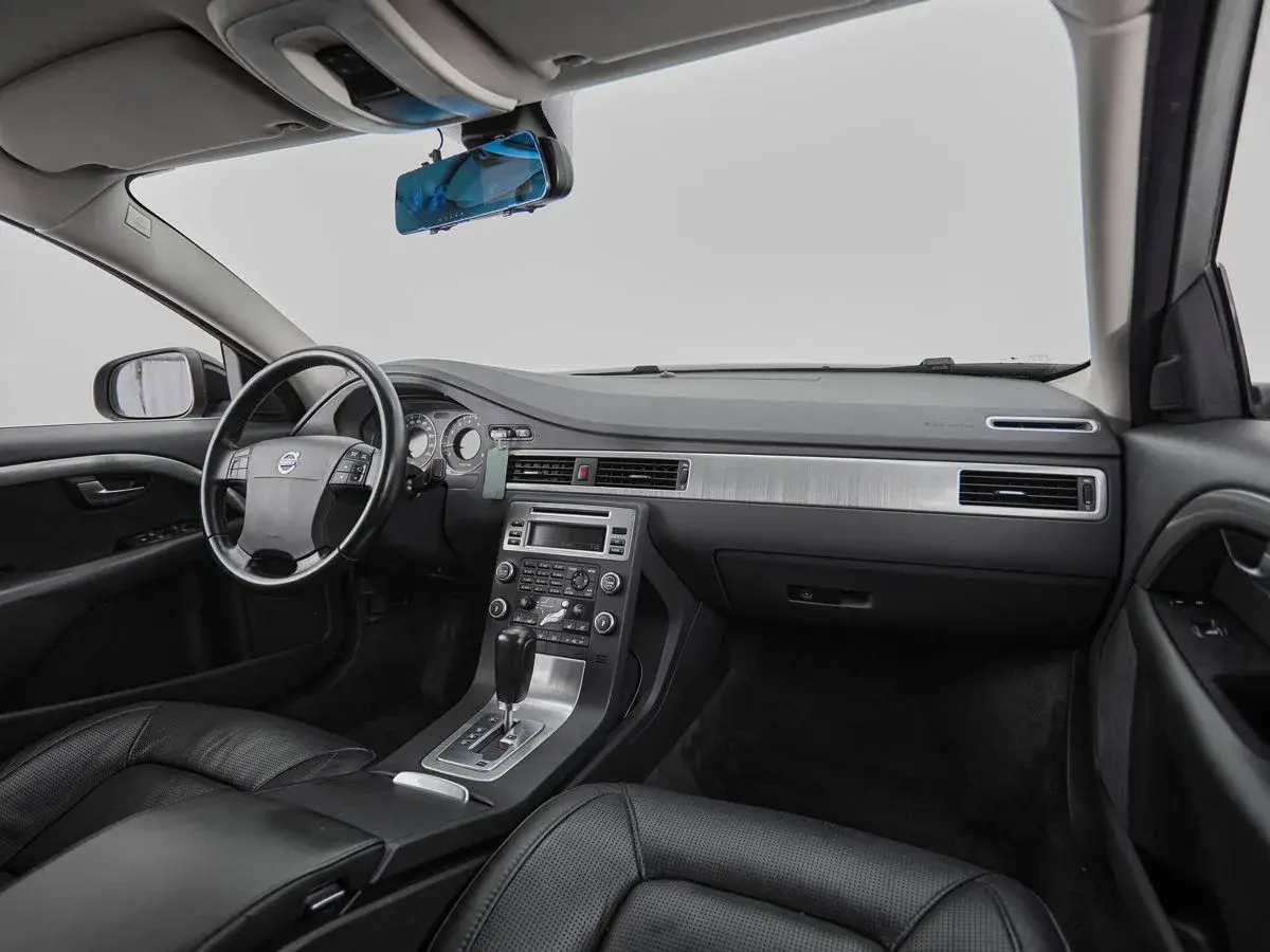 Volvo S80