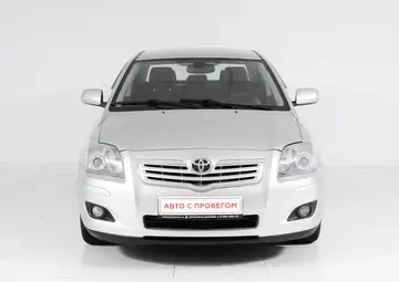 Toyota Avensis Вид 2