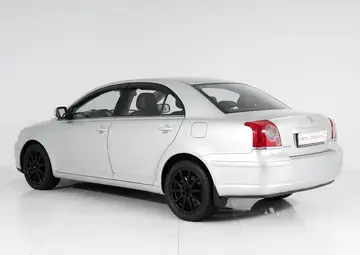 Toyota Avensis Вид 4