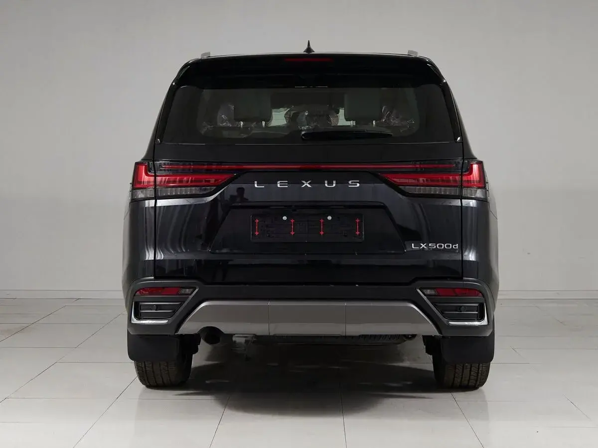 Lexus LX