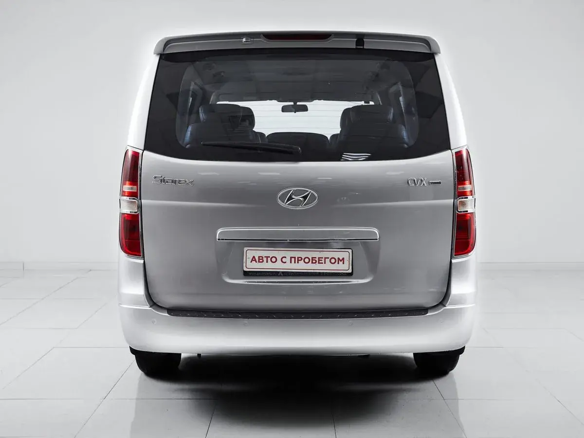 Hyundai Grand Starex