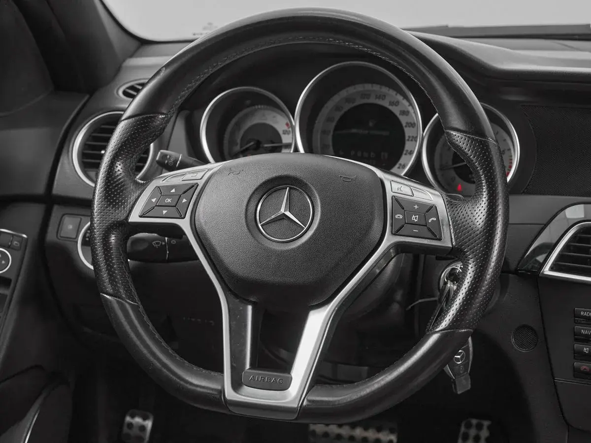 Mercedes benz C-Класс