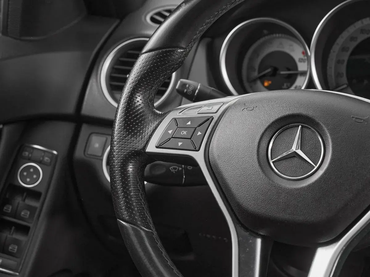 Mercedes benz C-Класс