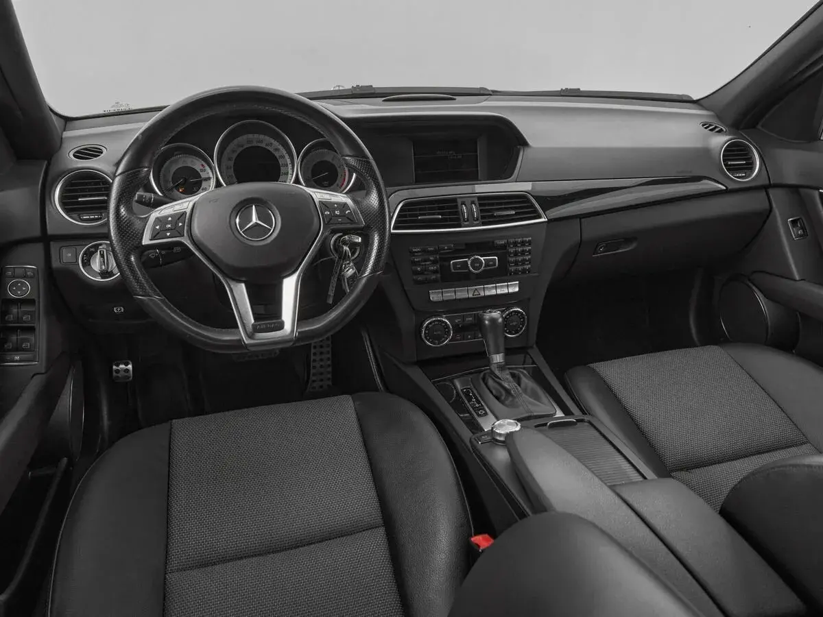Mercedes benz C-Класс