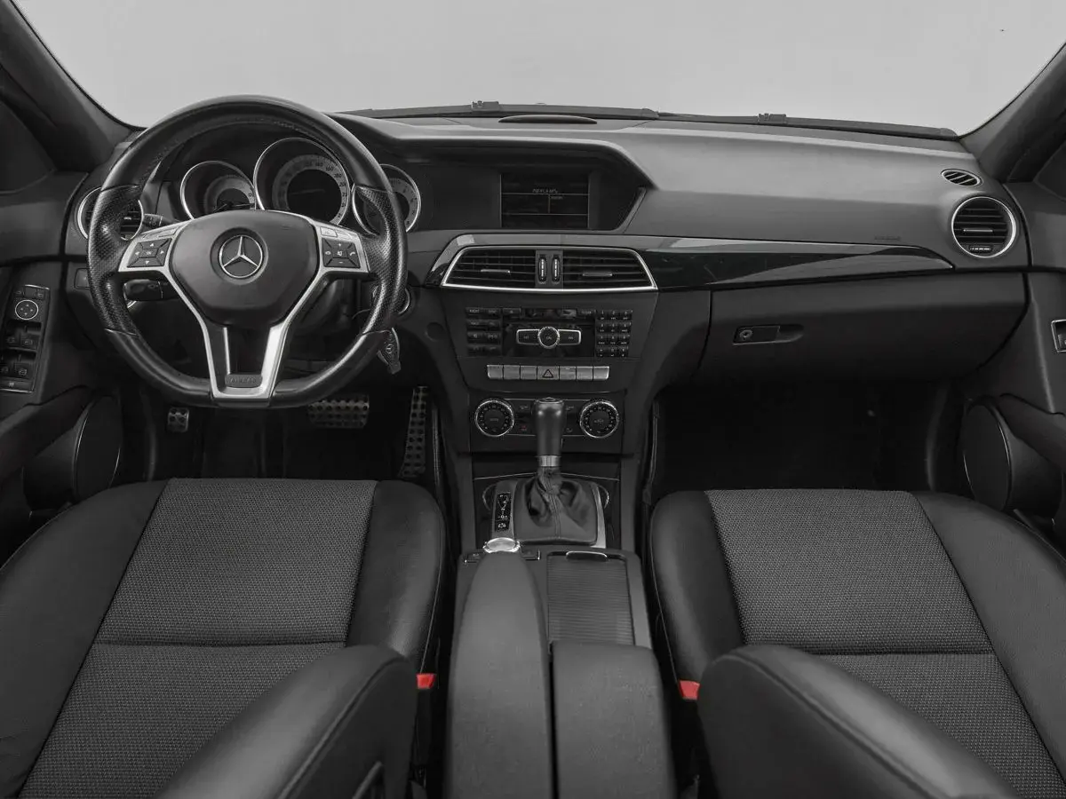 Mercedes benz C-Класс