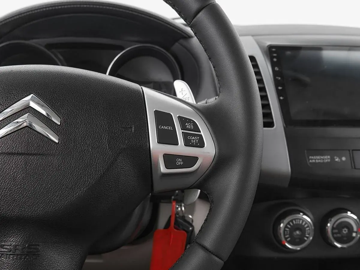 Citroen C-Crosser
