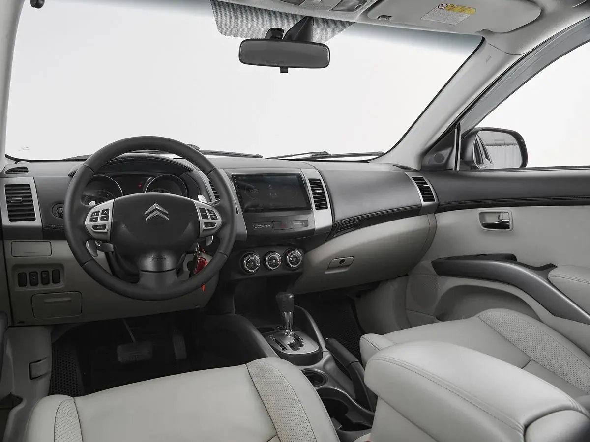 Citroen C-Crosser