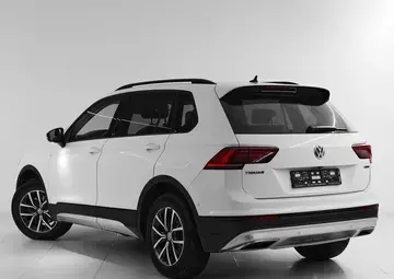 Volkswagen Tiguan Вид 4