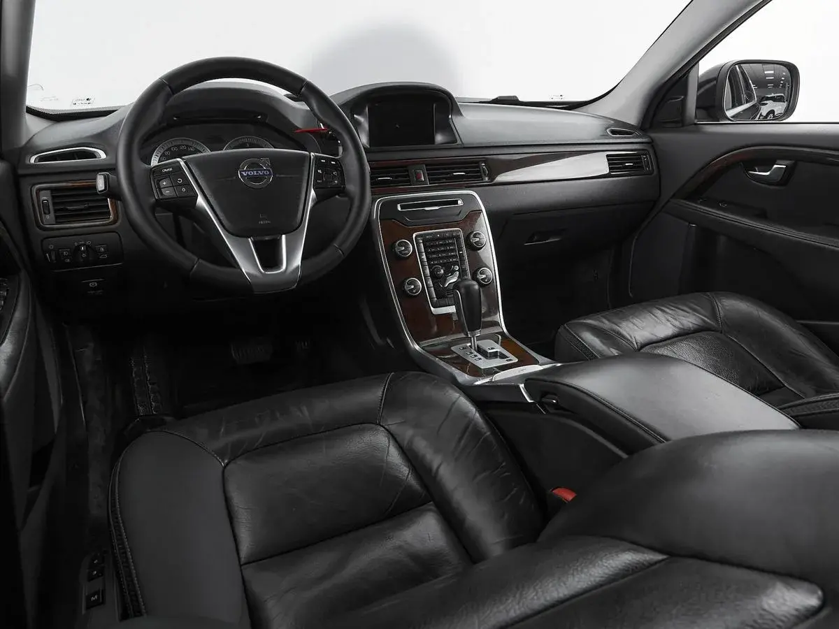 Volvo XC70