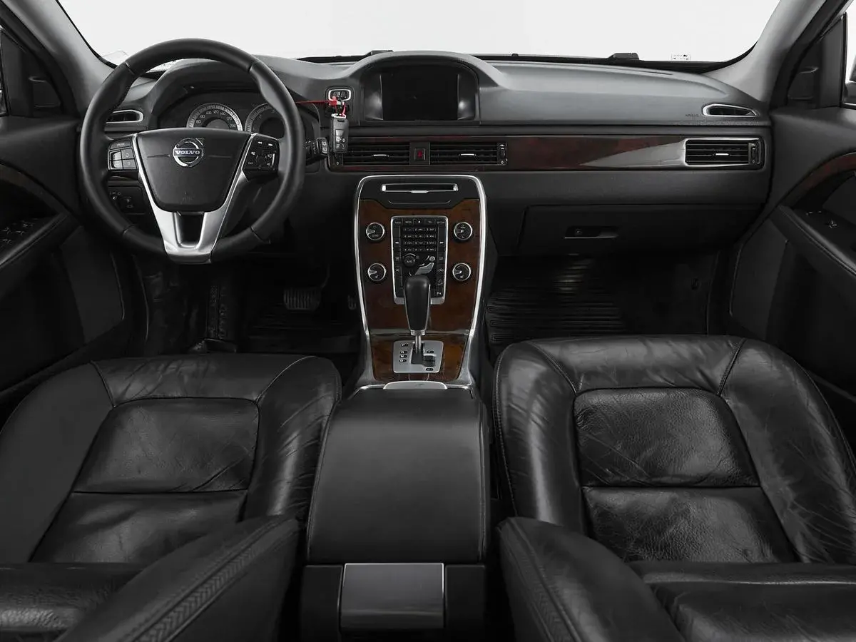 Volvo XC70