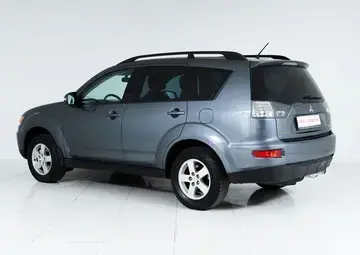 Mitsubishi Outlander Вид 4