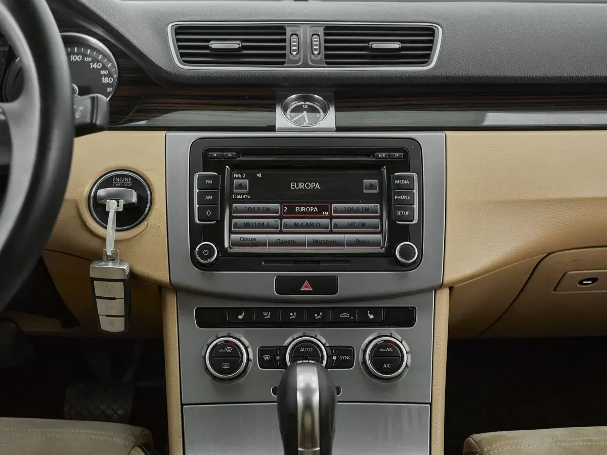 Volkswagen Passat CC
