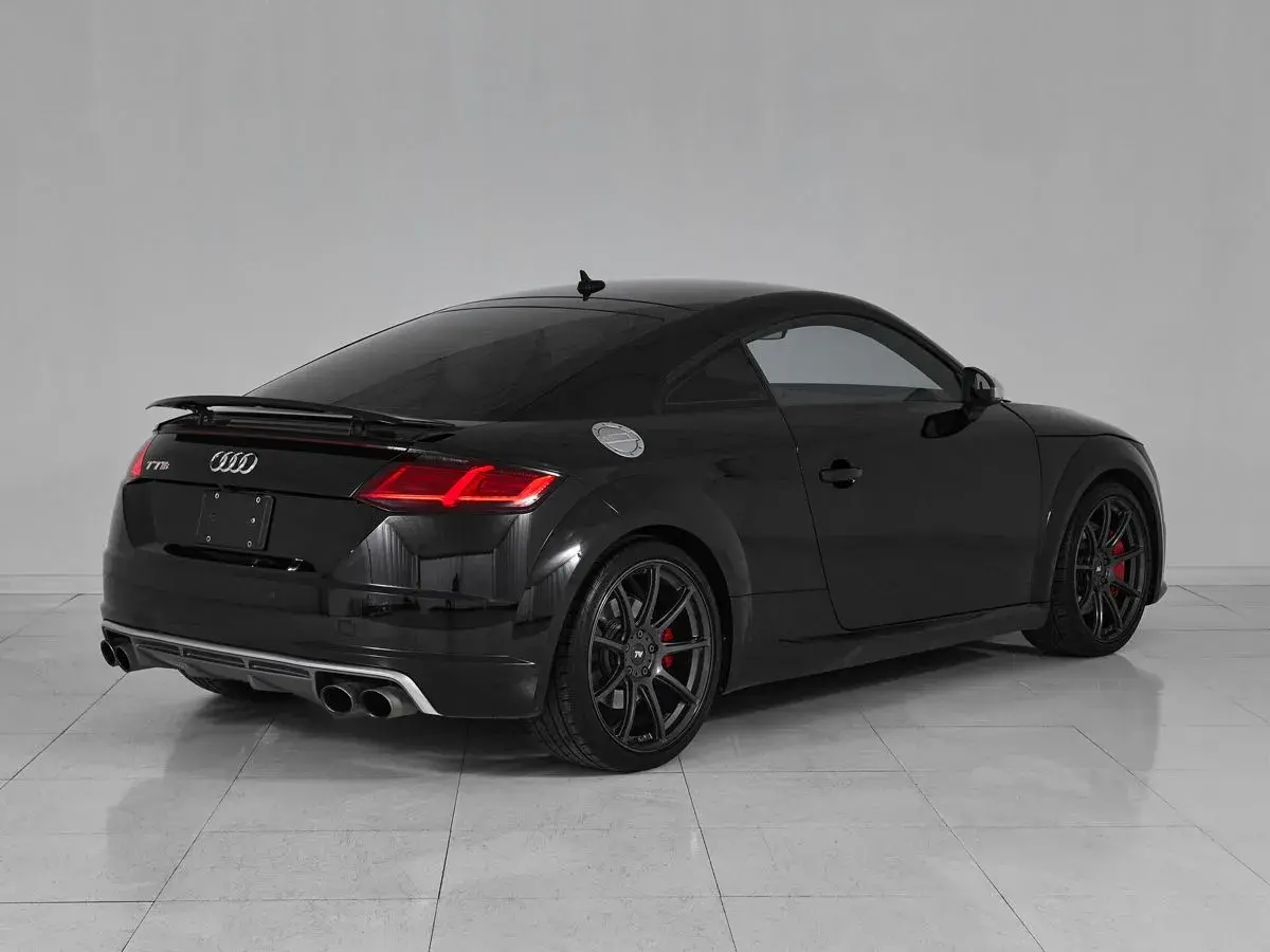 Audi TTS