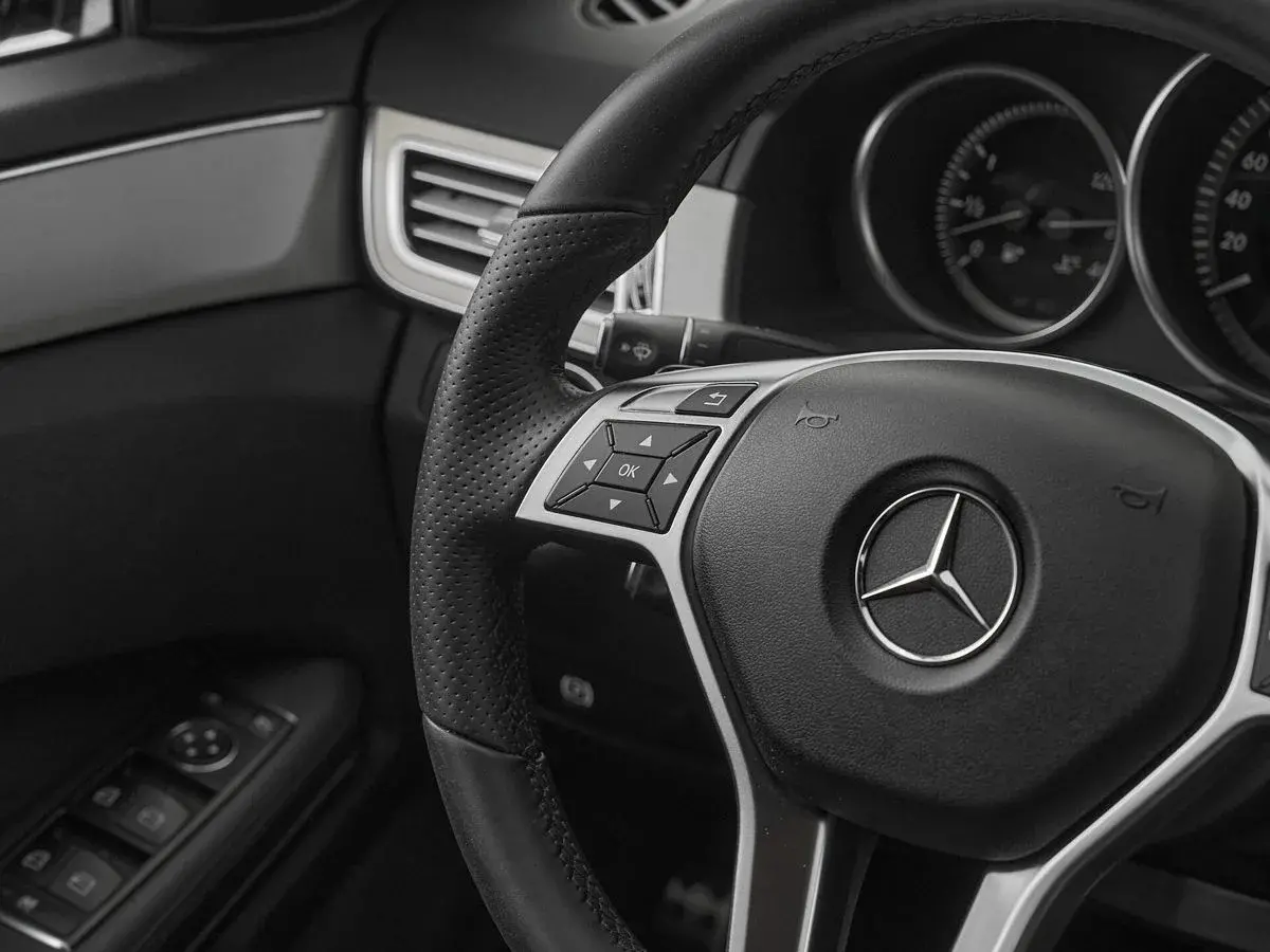 Mercedes benz E-Класс