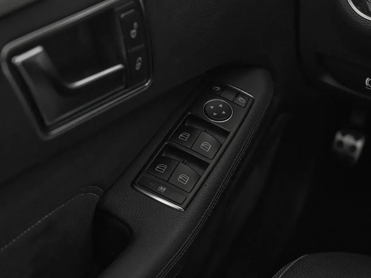 Mercedes benz E-Класс