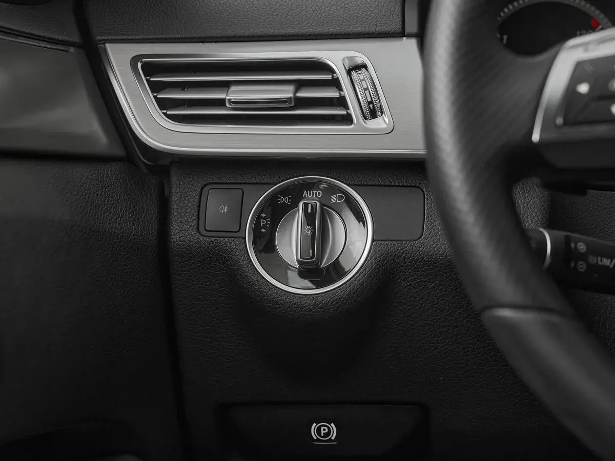 Mercedes benz E-Класс